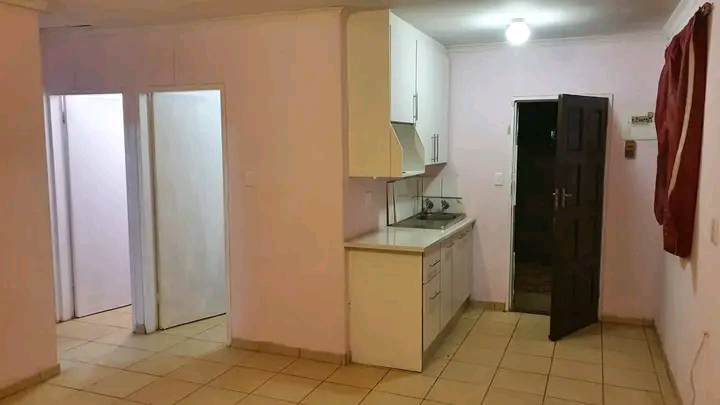 2 bedroom house for rental x29
separate toil  in Protea Glen