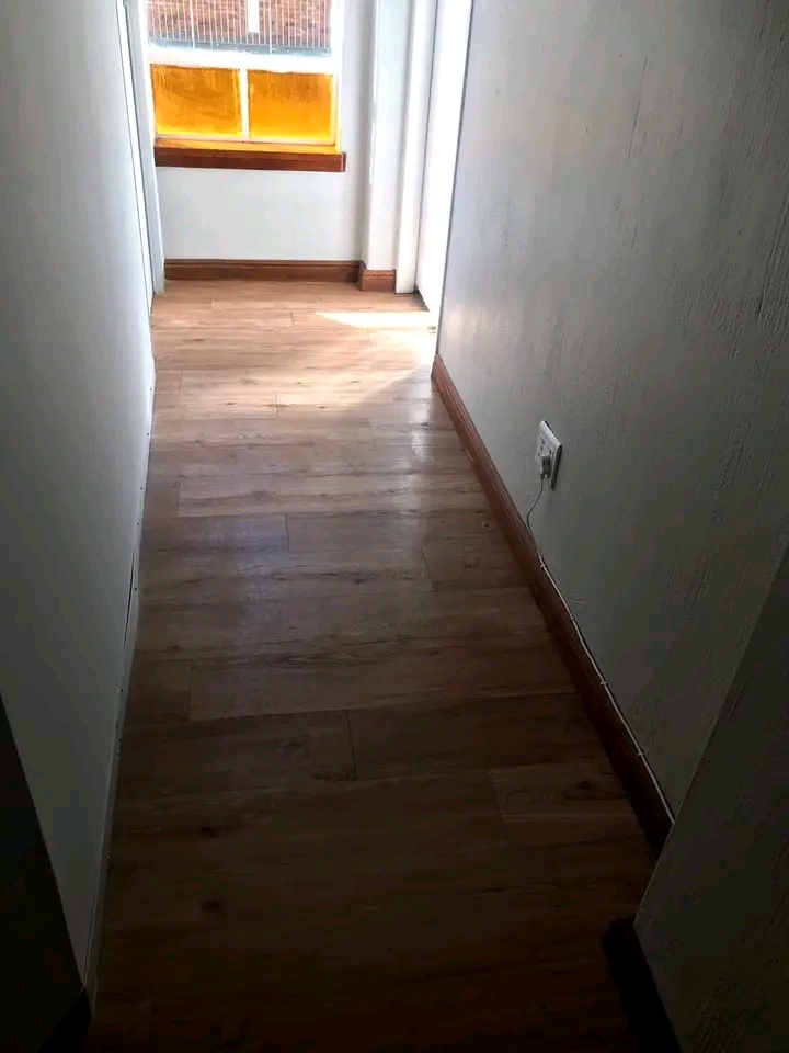 Standard room available to rent

r2400 sing  in Sunnyside