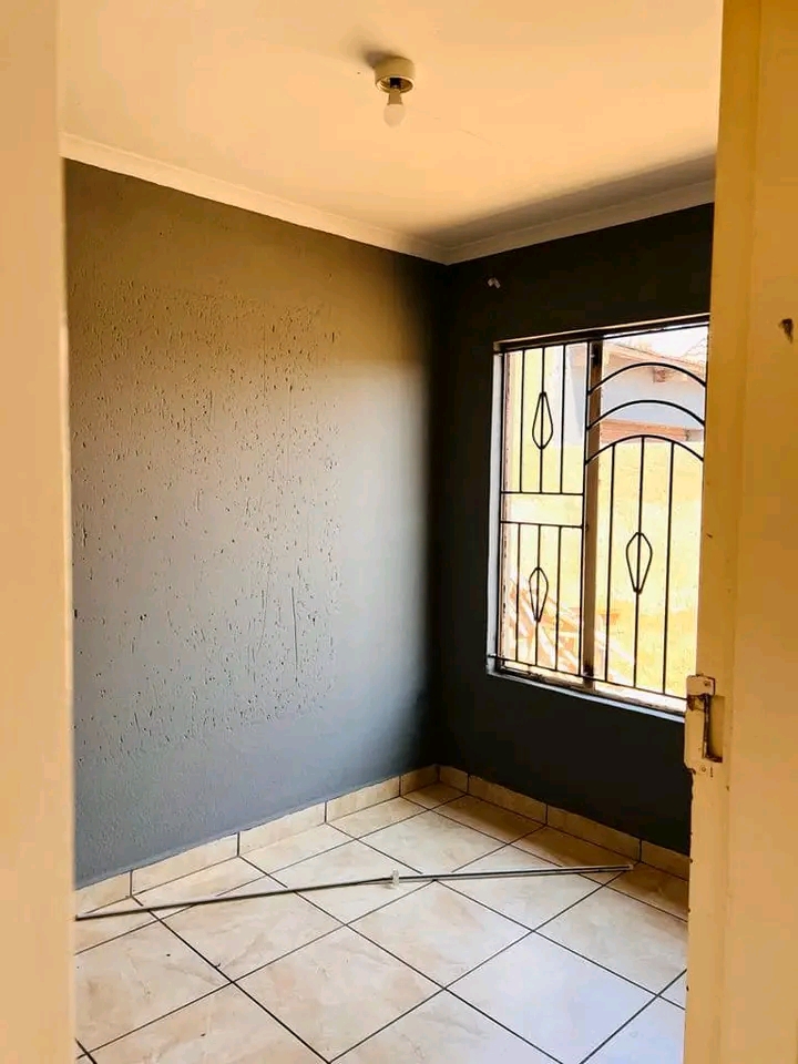 Get this 2 bedroom house rental available imm  in Protea Glen