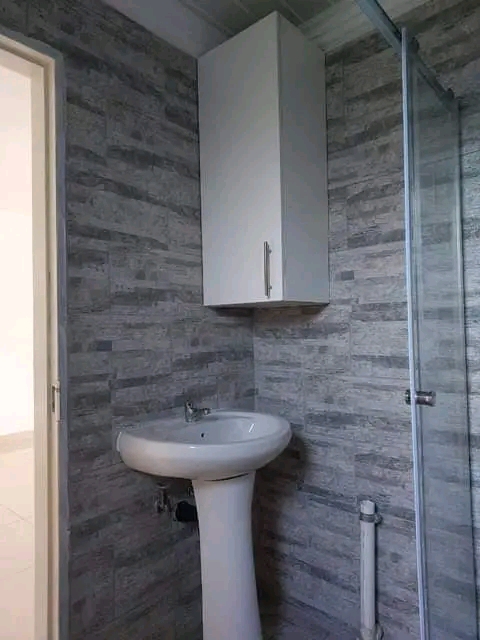 🏡 bachelor room to rent in ext 11, soweto   in Protea Glen