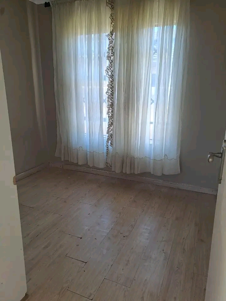 House available immediately to rent at paradi  in Vosloorus