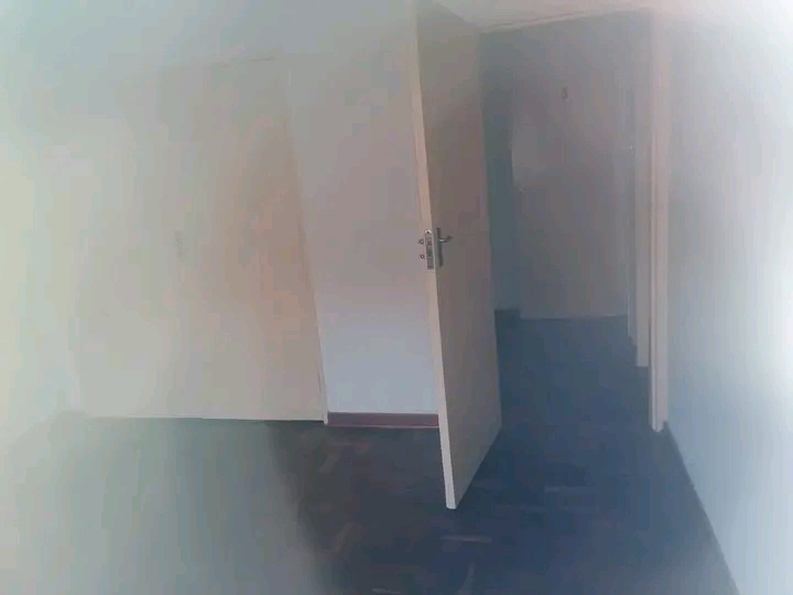 Room to let in a flat for a single working pe  in Turffontein