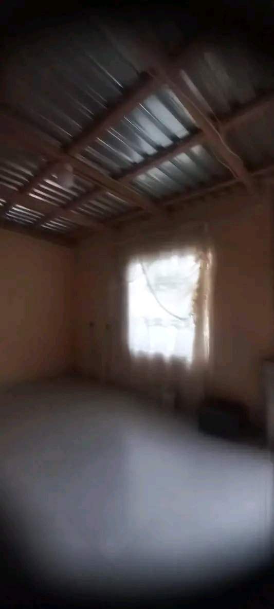 Room available at r2000 at extension 6 and yo  in Lufhereng