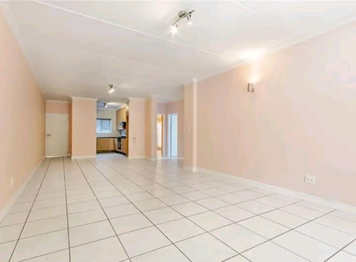 Rental in madison square, morningside!
2 bed  in Sandton