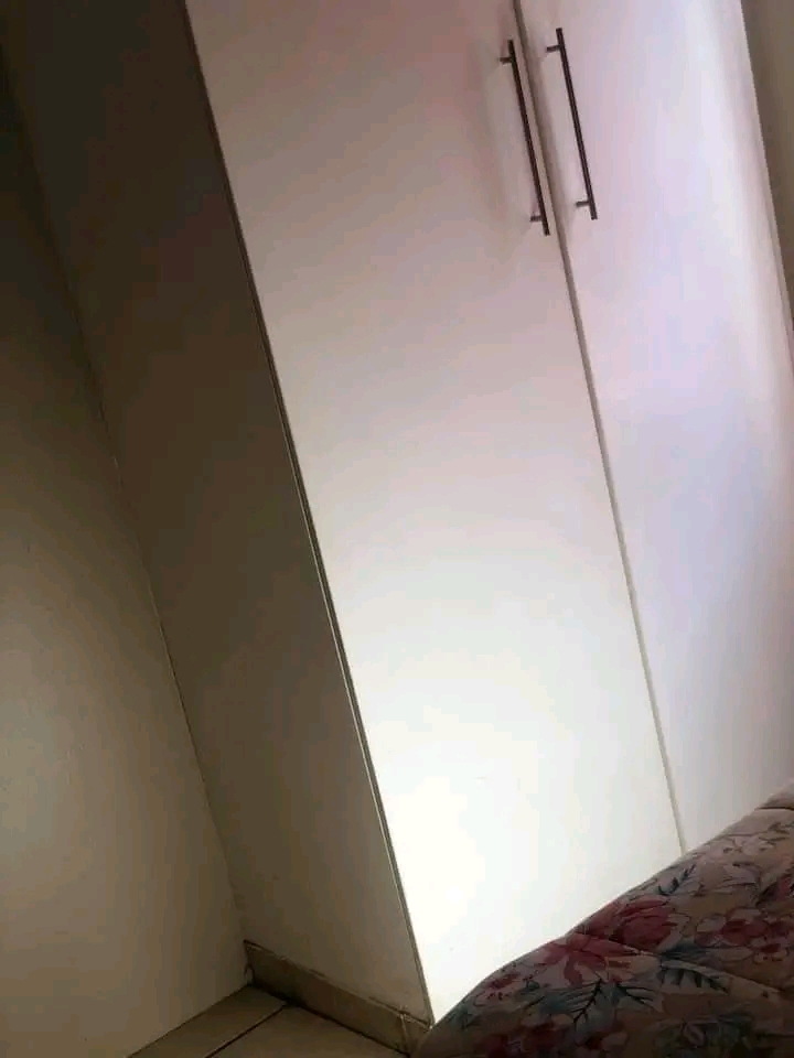 Inside room to rent 2200 including electricit  in Cosmo City