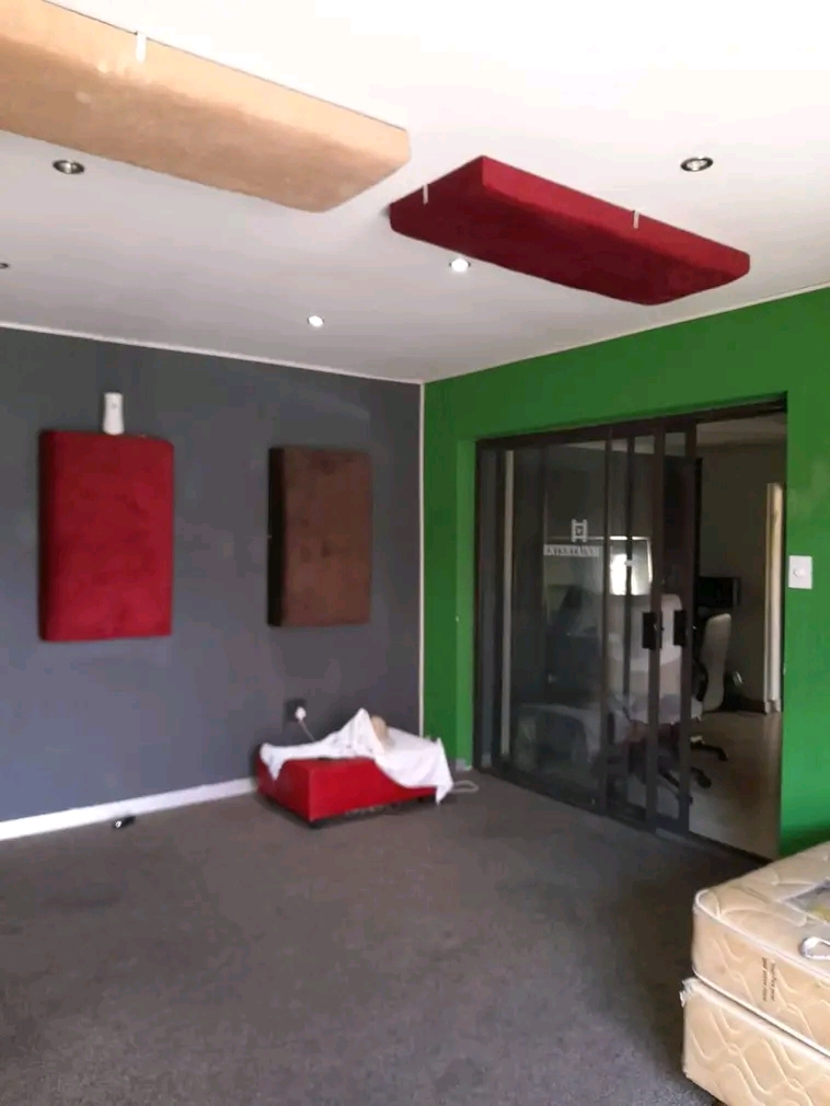 Student accommodation available at 22 sol str  in Sophiatown