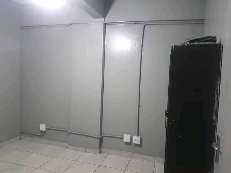 Room u can rent for r2600 including electrici  in Johannesburg
