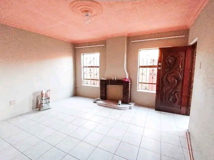Home for rental🎖️🎖️🎖️ - soweto  in Senaoane
