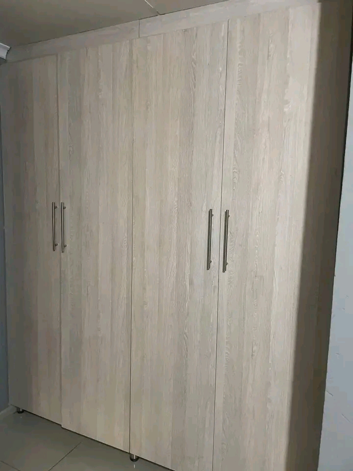 Fitted bachelor room available to rent immedi  in Vosloorus
