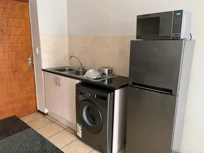 Room available today. the lady who was suppos  in Boksburg