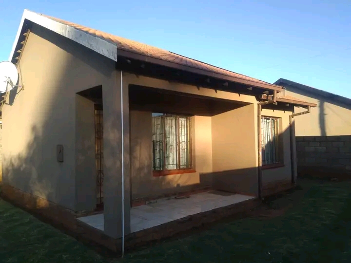 House available to rent at eastfield 📍📍  in Vosloorus
