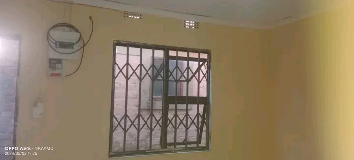 Room to rent again available for r1400 it got  in Braamfischer