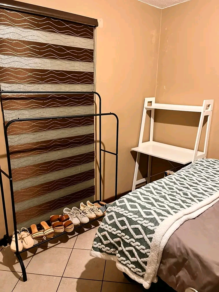 Fully furnished 2 bedroom apartment to let, a  in Centurion