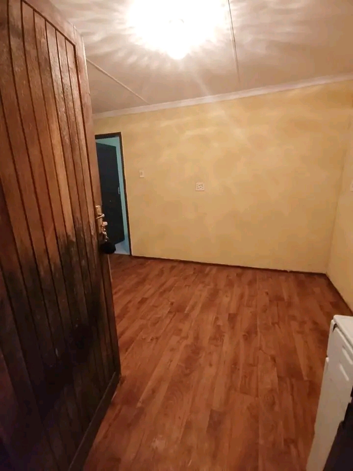 2 bedroom house available for rental in marim  in Vosloorus