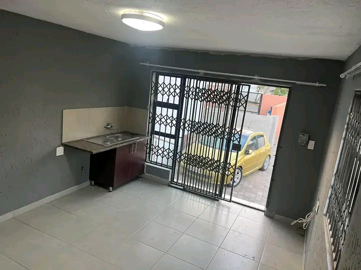 Specious rooms available in ext 9
room has b  in Cosmo City
