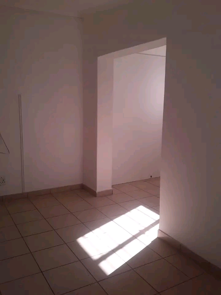 Cottage to let
r6500p/m
2 bedroom cottage   in Kensington