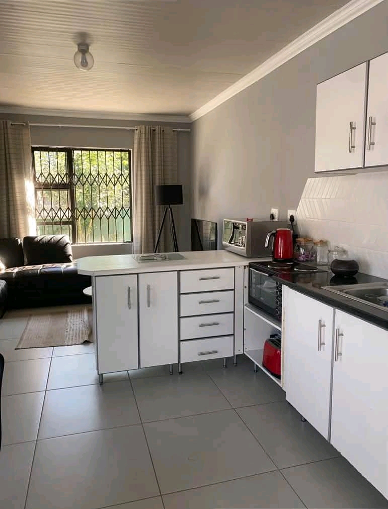 Accomodation/ cottage for rental in morehill   in Benoni