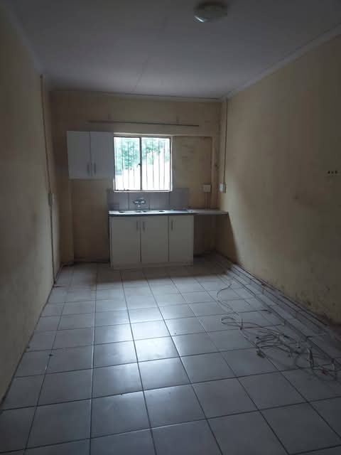 1-bedroom cottage for rent – germiston
ren  in Wychwood
