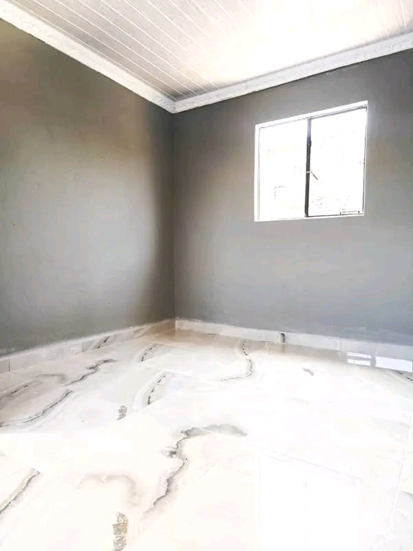 Rooms for rental 
🏅🏅🏅- ext 11
1 be  in Protea Glen