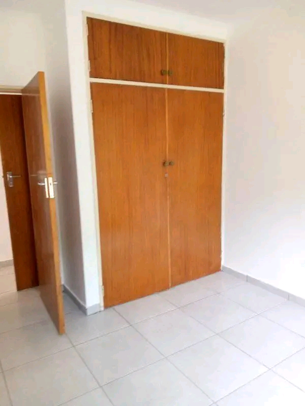 3 bedrooms house, main bedroom with en-suite,  in Birchleigh