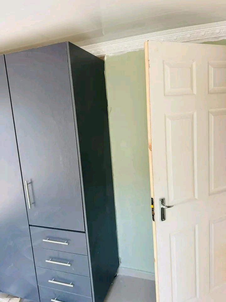 2 fitted bedroom house ,with kitchen, lounge   in Norkem Park