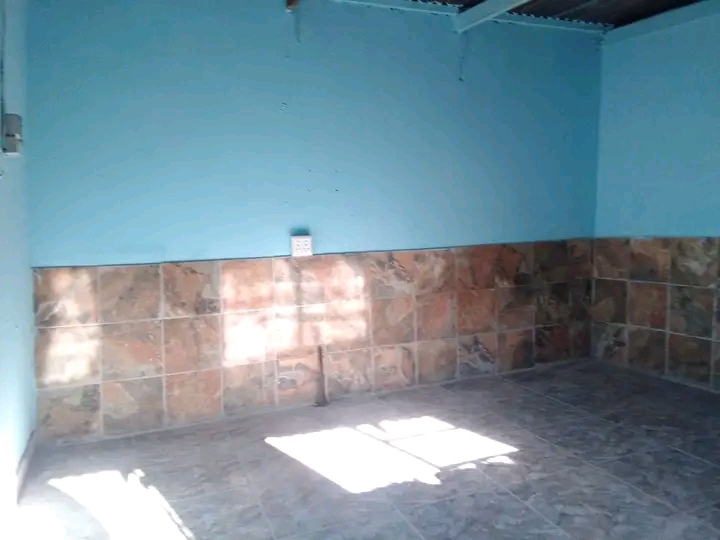 Standard room available in ext 1.no parking.   in Ebony Park