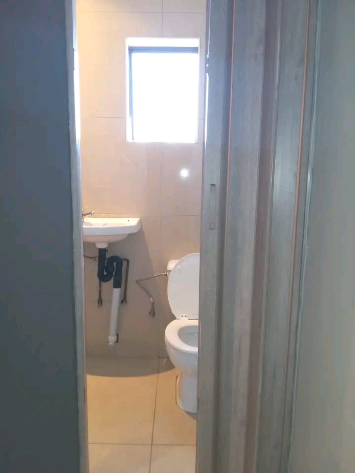 Cottage available in ex2 
r2900 rent includi  in Rabie ridge