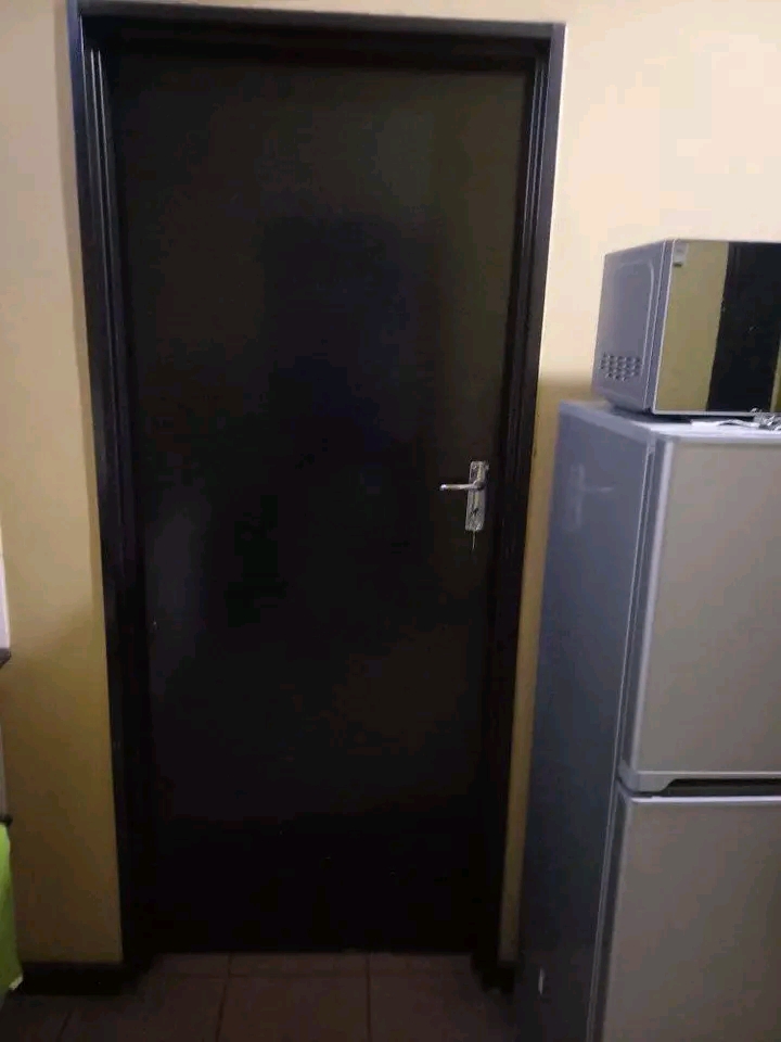 Room available for rent this january at licen  in Johannesburg