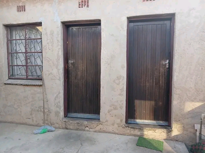 🏡 standard room available immediately! in Orlando East
