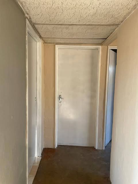 2 bedroom house for rent 
location: ext 14   in Vosloorus