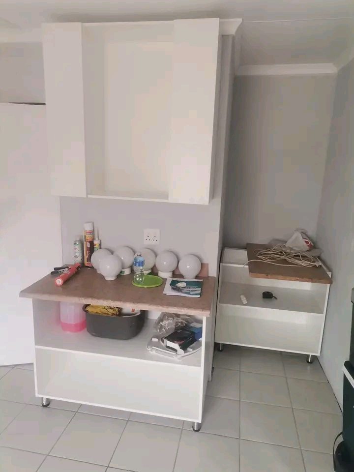 A very nice open bachelor with a sink and a w  in Birch Acres
