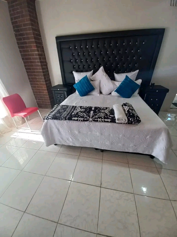 Good news in town, at 26 zea avenue arcon par  in Vereeniging