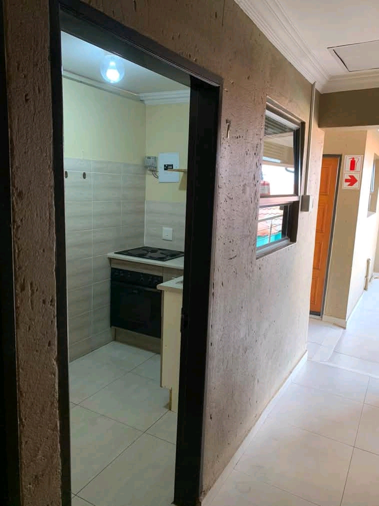 Apartment to rent at ext 12 with fitted kitch  in Protea Glen