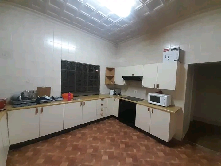 Room to rent for 1 to 2  people at 26 galway   in Delville