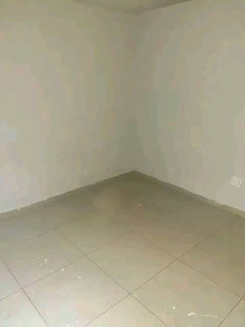 Rental immediately 
4 room house trent immed  in Sebokeng