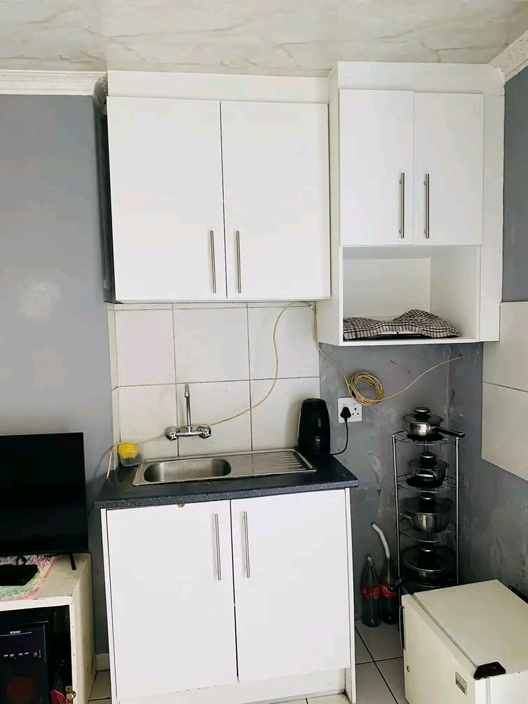 2 bedroom rdp
7398 abuja crescent at ext 6
  in Cosmo City