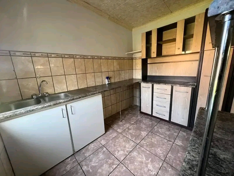 2 bedroom flat available for rental from 1st   in Vanderbijlpark