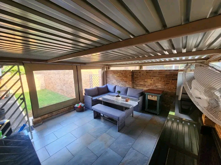 Celtisdal, centurion rental

come and relax  in Centurion