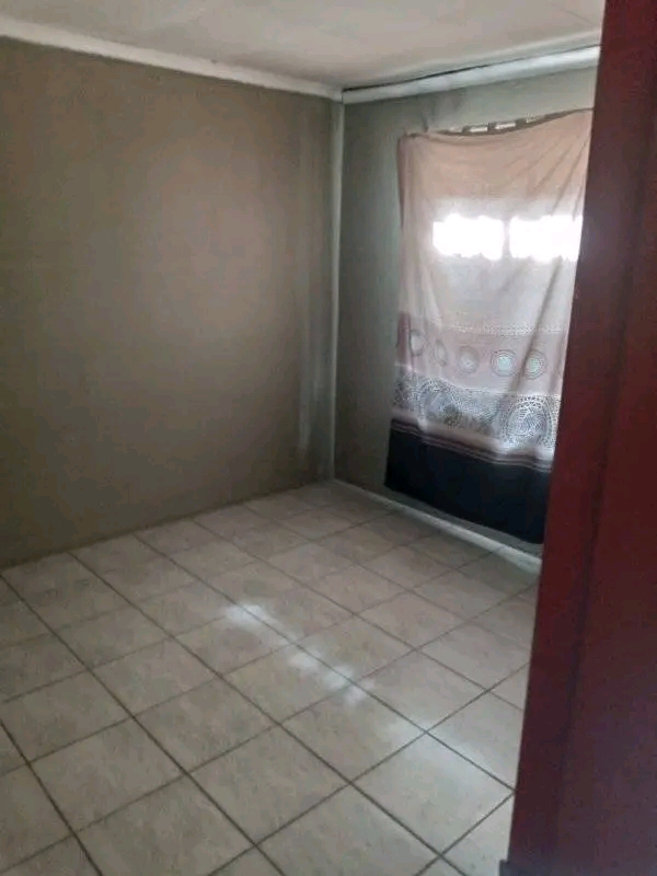 3 room cottage for rental at mailula park  wi  in Vosloorus