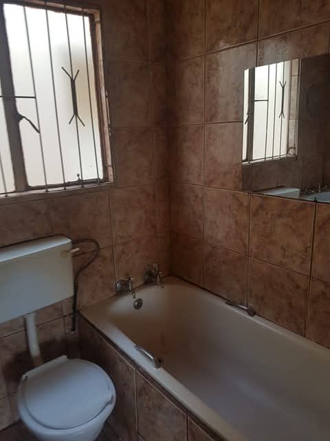 2 bedroom house for rent – ext 25
📍 nex  in Vosloorus