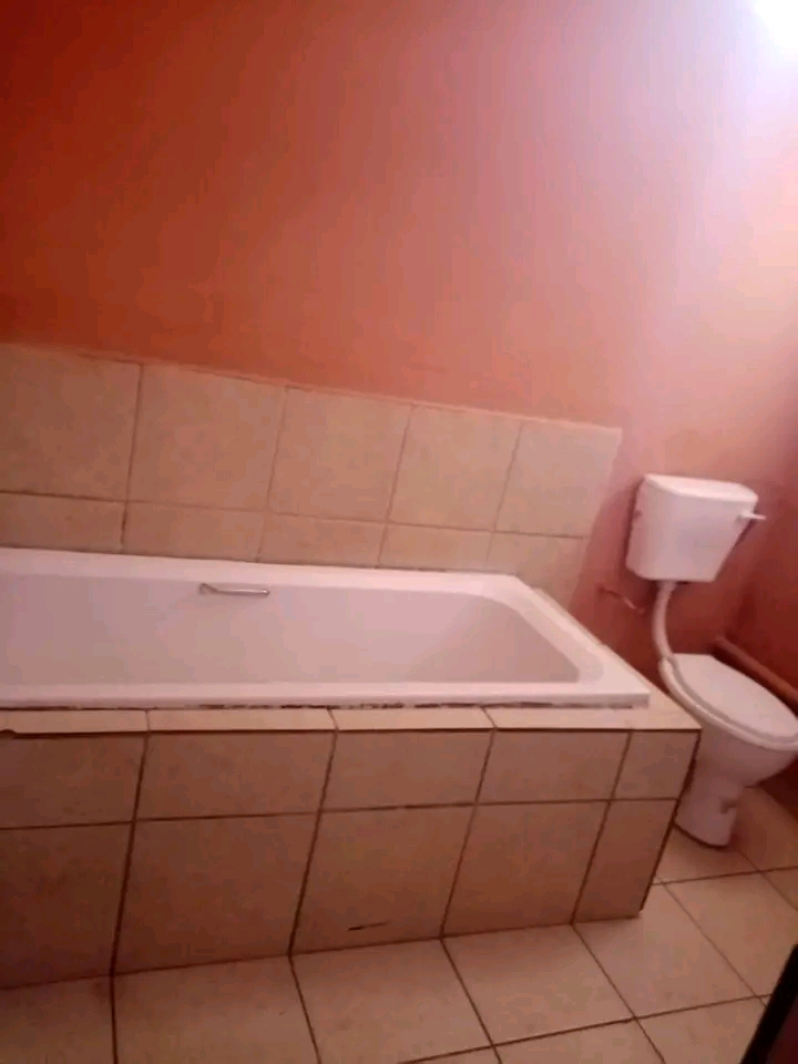 Cortage to rent 3500 deposit 1000 2 bedroom c  in Forest Hill