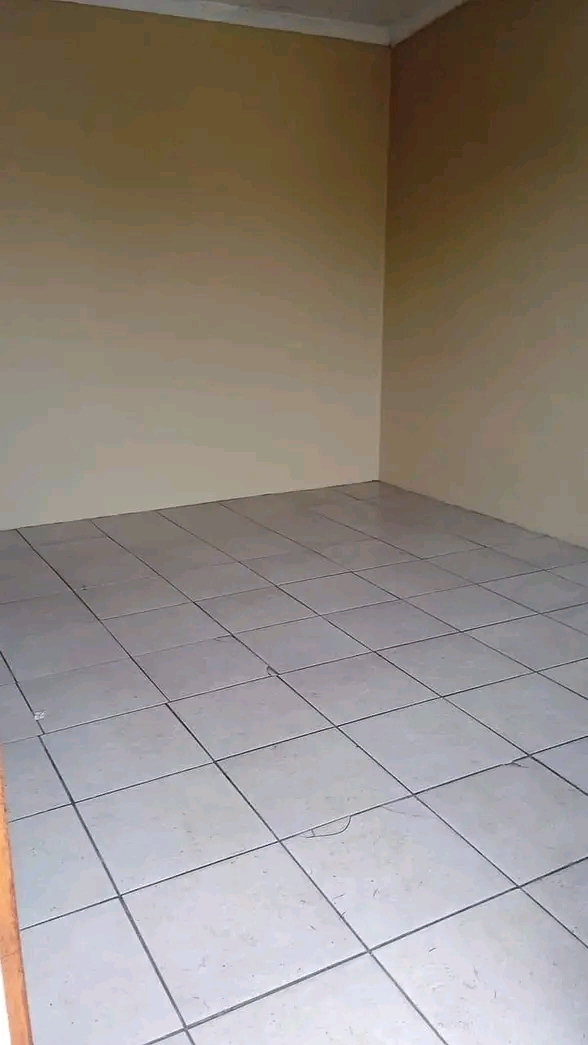Rooms to rent available at 66 elsburg road 
  in Delville