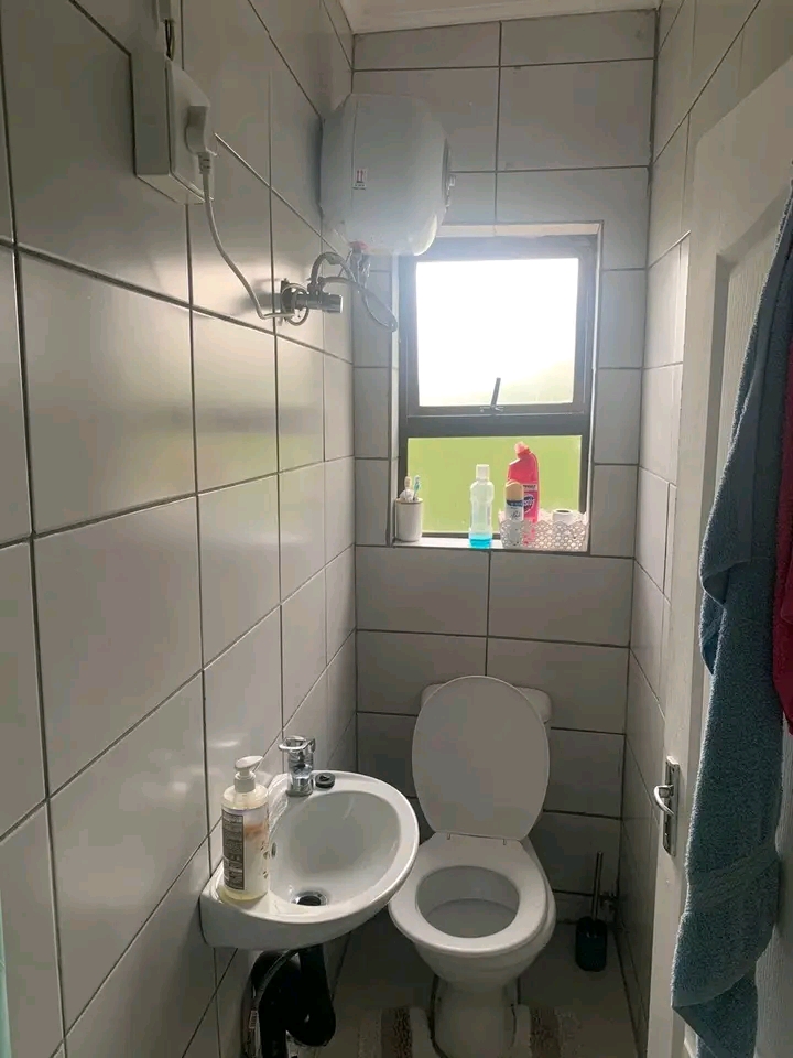 A spacious neat bachelor s apartment
*rent :  in Birch Acres