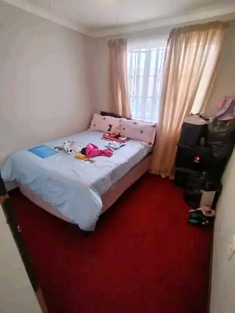 Two bedroom house available in marimba for 48  in Vosloorus