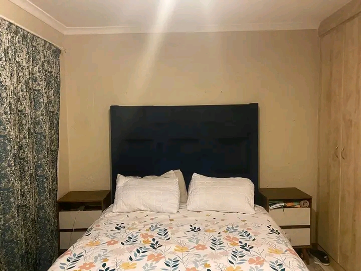 Vorna valley at casabella complex.room to ren  in Midrand