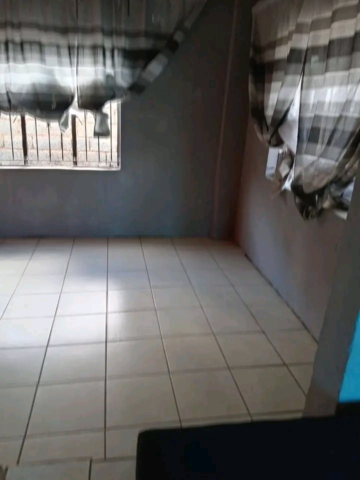 3500 2 bedroom house to rent immediately
300  in Snake Park