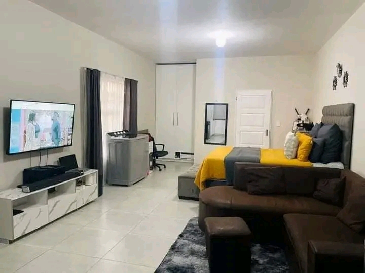 Cottage available immediately to rent 📍�  in Dawn Park