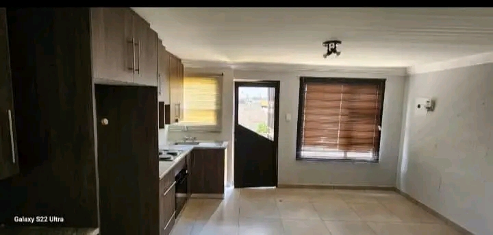 1 bedroom cottage apartment available for ren  in Protea Glen