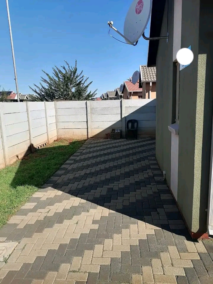 A 3 bedroom house available for rental
- ful  in Sky City