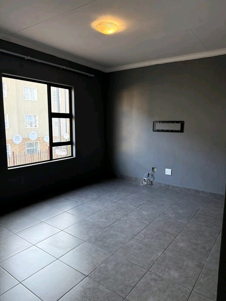One (1) bedroom apartment available for renta  in Clayville